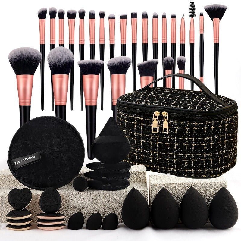 Un ensemble de pinceaux de maquillage