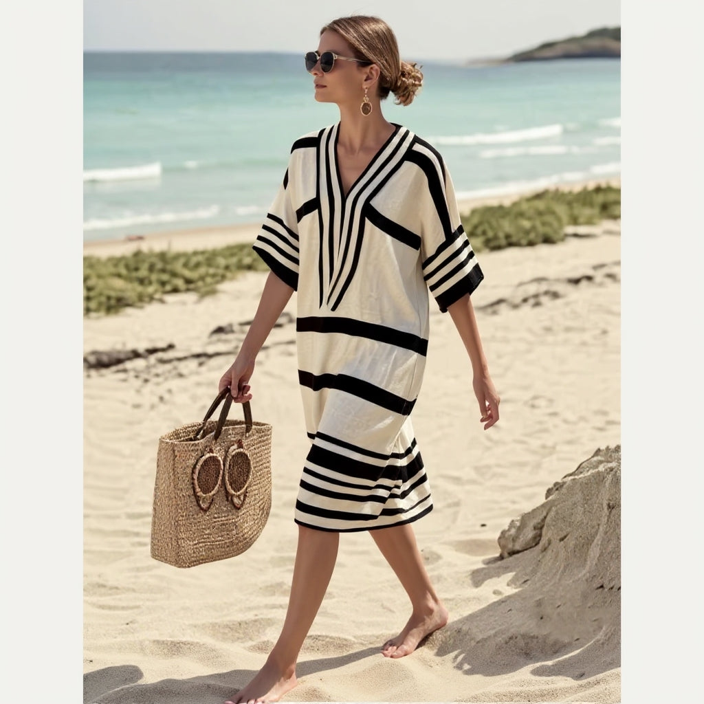 Chloé Robe d’Été Décontractée à Col V – Légère et Rayée