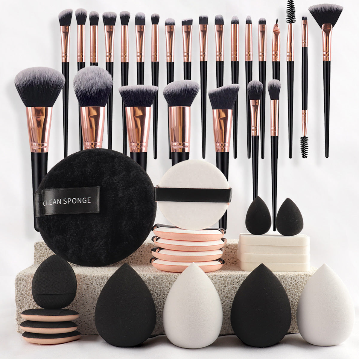 Un ensemble de pinceaux de maquillage