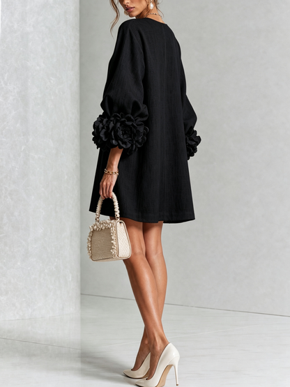Robe courte Fleur de Minuit à poignets fleuris