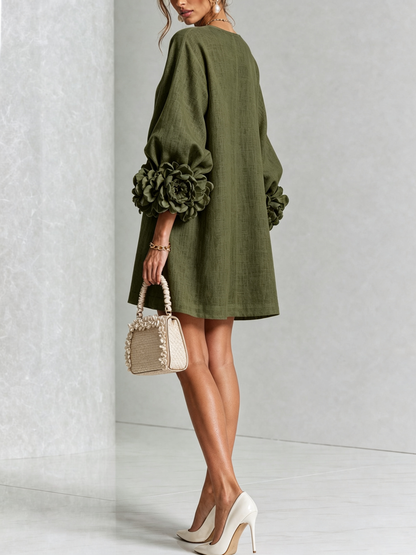 Robe courte Fleur de Minuit à poignets fleuris