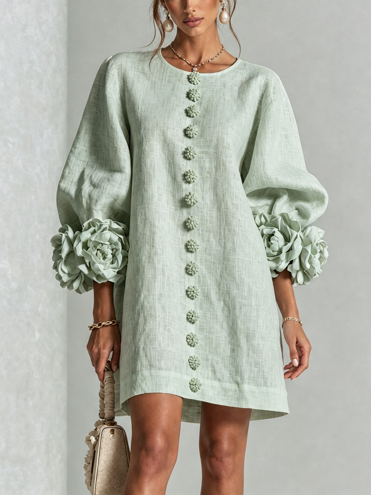 Robe courte Fleur de Minuit à poignets fleuris