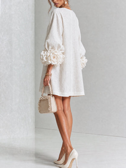 Robe courte Fleur de Minuit à poignets fleuris