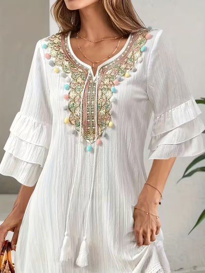 Robe Zarah à col en V avec franges – manches à volants et jupe évasée