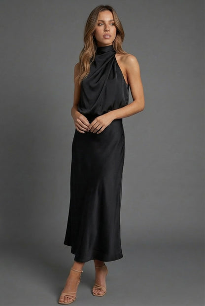 Élégance en satin à col licou pour toutes les occasions